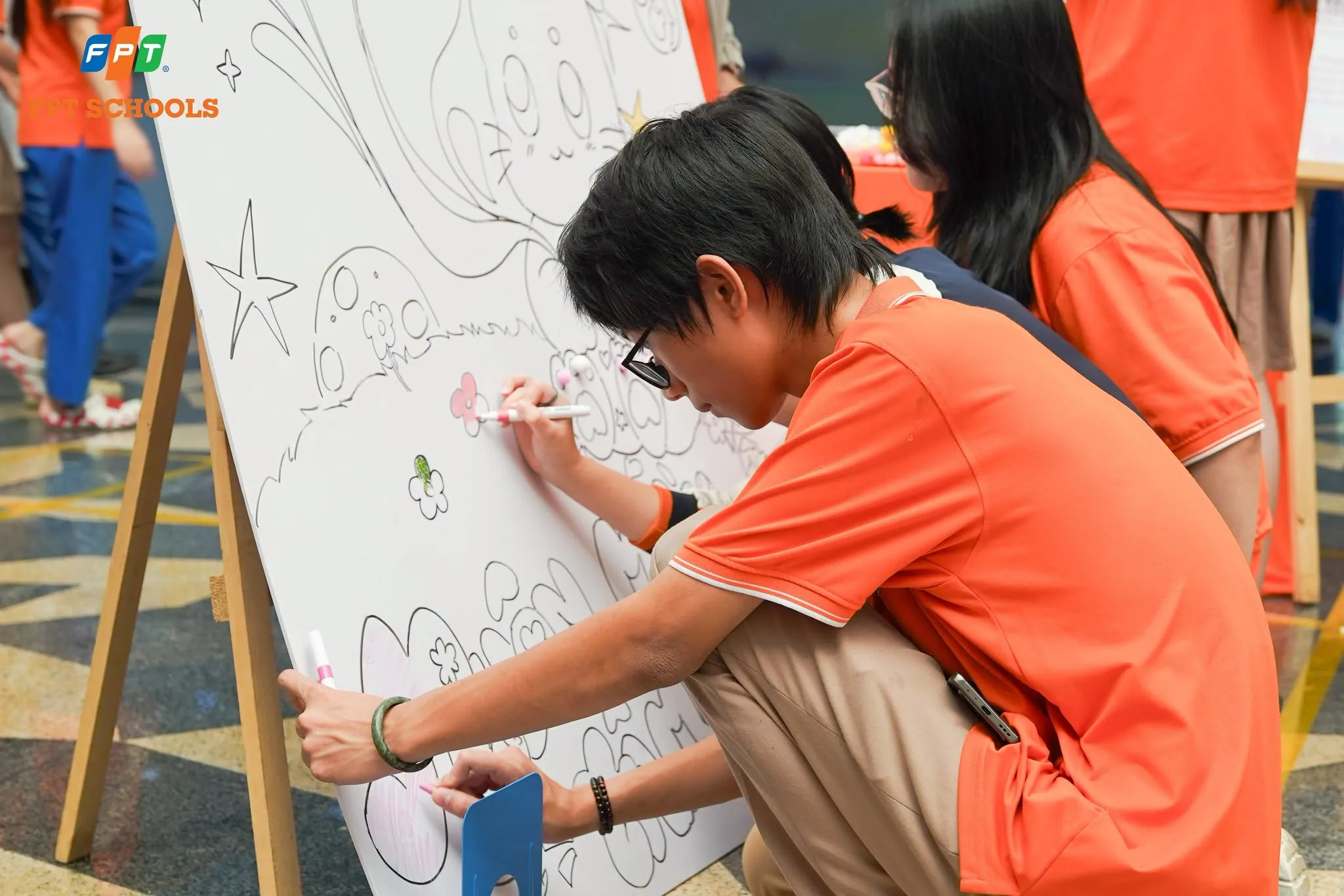 THPT FPT ĐÀ NẴNG: FSCHOOLERS KHÁM PHÁ THẾ GIỚI CẢM XÚC QUA CHƯƠNG TRÌNH “SẠC PIN TÂM TRÍ – KẾT NỐI YÊU THƯƠNG” | FPT Schools
