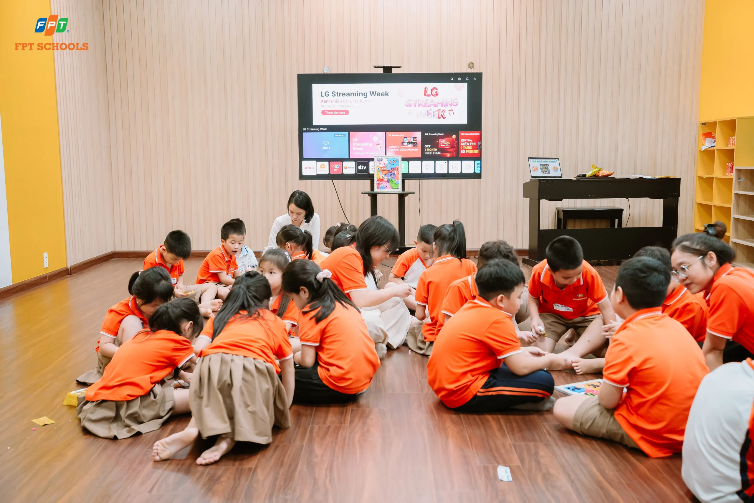 Workshop tâm lý “Giải mã cảm xúc” giúp học sinh khối 1, 2 hiểu và làm chủ cảm xúc | FPT Schools