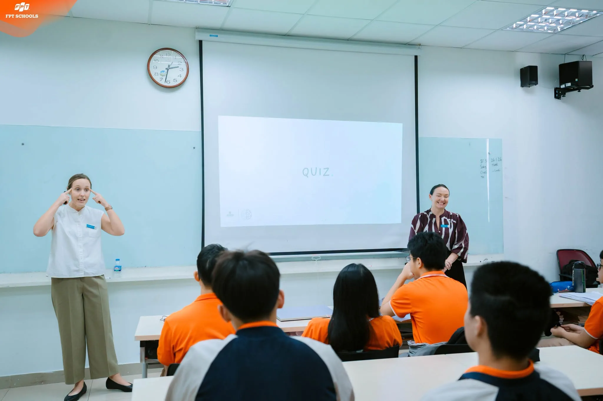 TRẢI NGHIỆM HỌC TẬP ĐA NGÀNH CÙNG CÁC CHUYÊN GIA QUỐC TẾ TẠI TRƯỜNG THPT FPT - FPT Education TRẢI NGHIỆM HỌC TẬP ĐA NGÀNH CÙNG CÁC CHUYÊN GIA QUỐC TẾ TẠI TRƯỜNG THPT FPT | FPT Schools