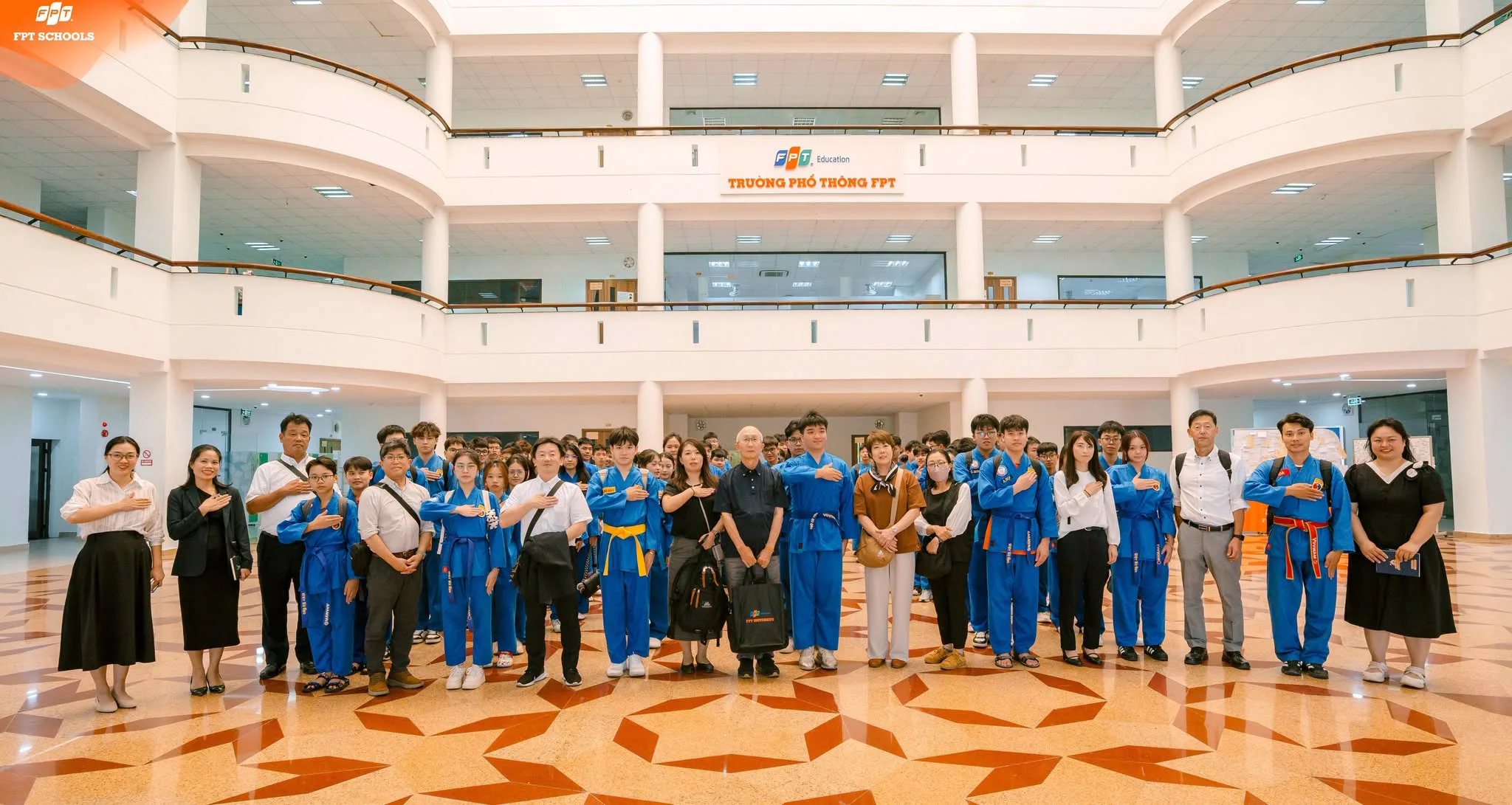 TRƯỜNG THPT FPT ĐÓN TIẾP ĐOÀN ĐẠI BIỂU HIỆP HỘI XÚC TIẾN TRƯỜNG TƯ THỤC TỈNH GUNMA, NHẬT BẢN | FPT Schools