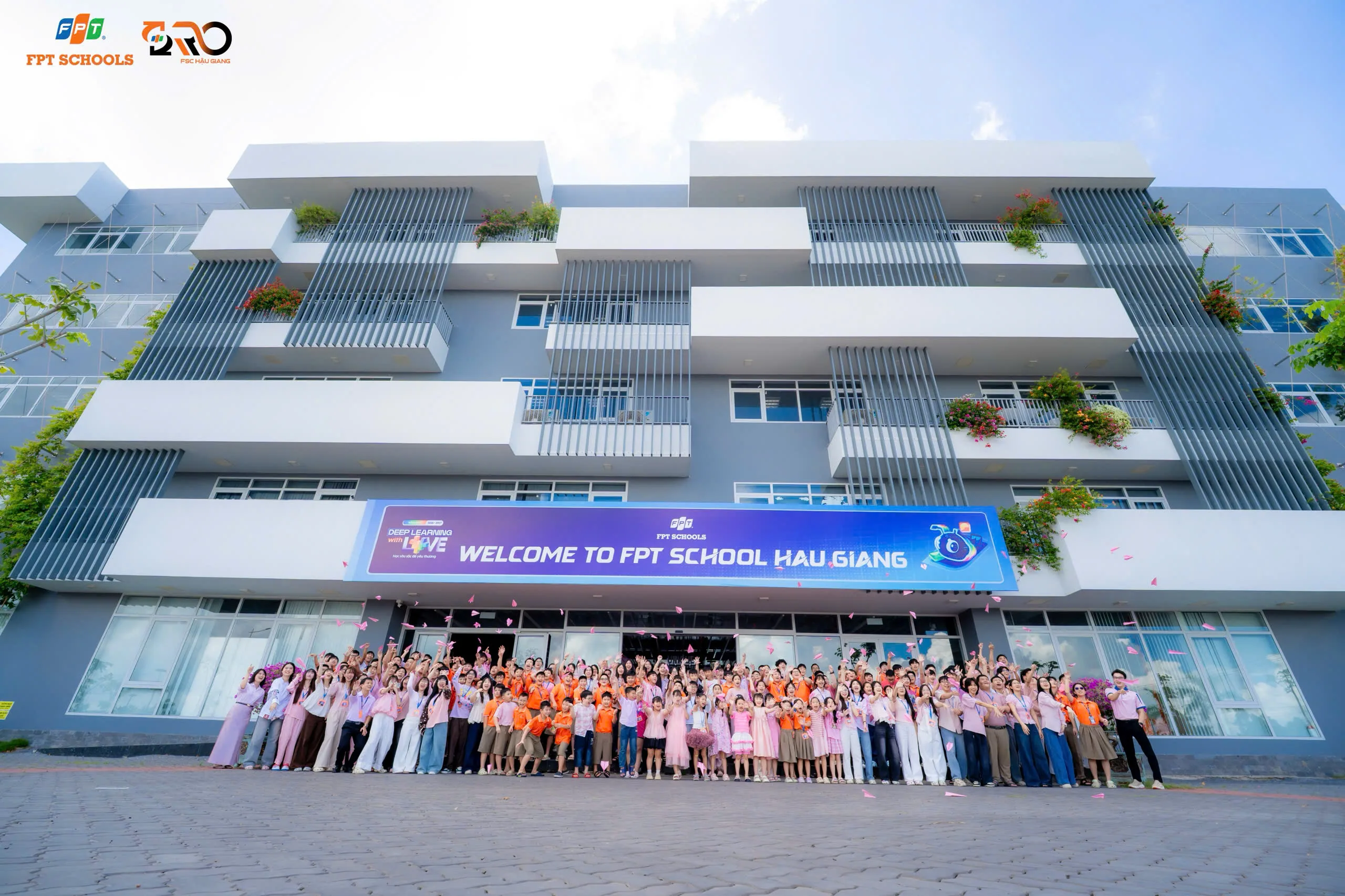 Pink Day 2026 FPT School Hậu Giang: Ghé trường “Ngày Hường”, lan tỏa yêu thương | FPT Schools