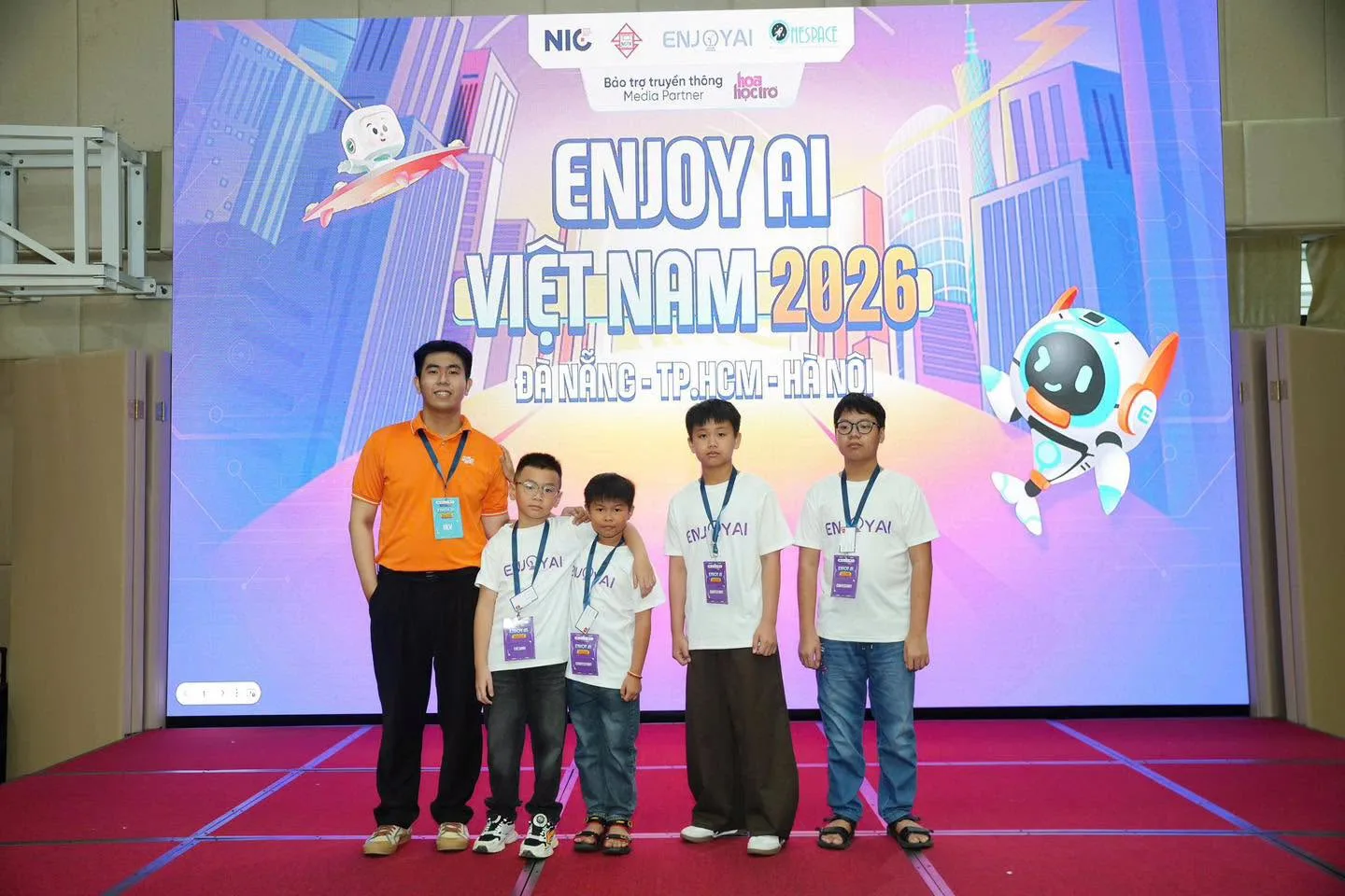 FPT SCHOOL HẬU GIANG ĐẠT GIẢI NHẤT VÀ GIẢI BA TẠI ENJOY AI 2026, HƯỚNG ĐẾN CHUNG KẾT QUỐC TẾ | FPT Schools