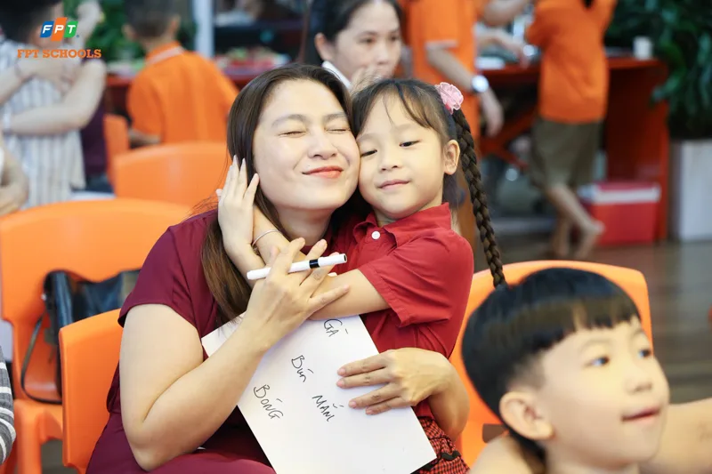 LOVE IN FLOW: Gắn kết yêu thương cùng gia đình Fschoolers | FPT Schools