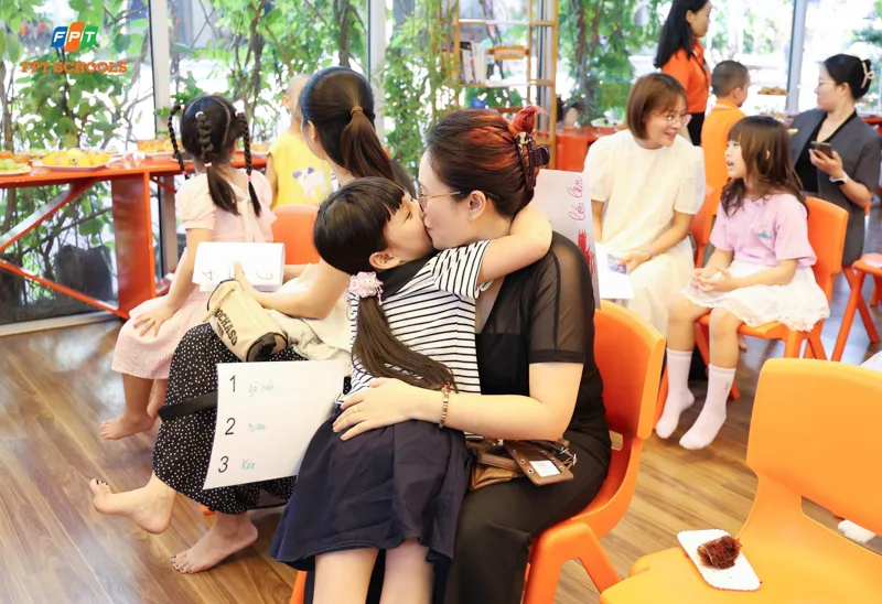 LOVE IN FLOW: Gắn kết yêu thương cùng gia đình Fschoolers | FPT Schools