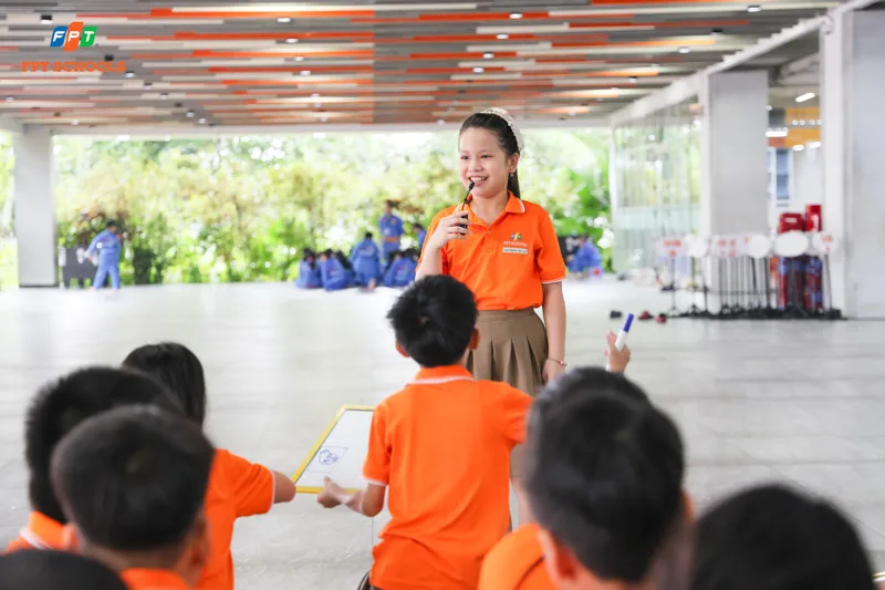 Outdoor Lesson FPT Schools: Khi Tiếng Anh bước ra khỏi lớp học | FPT Schools