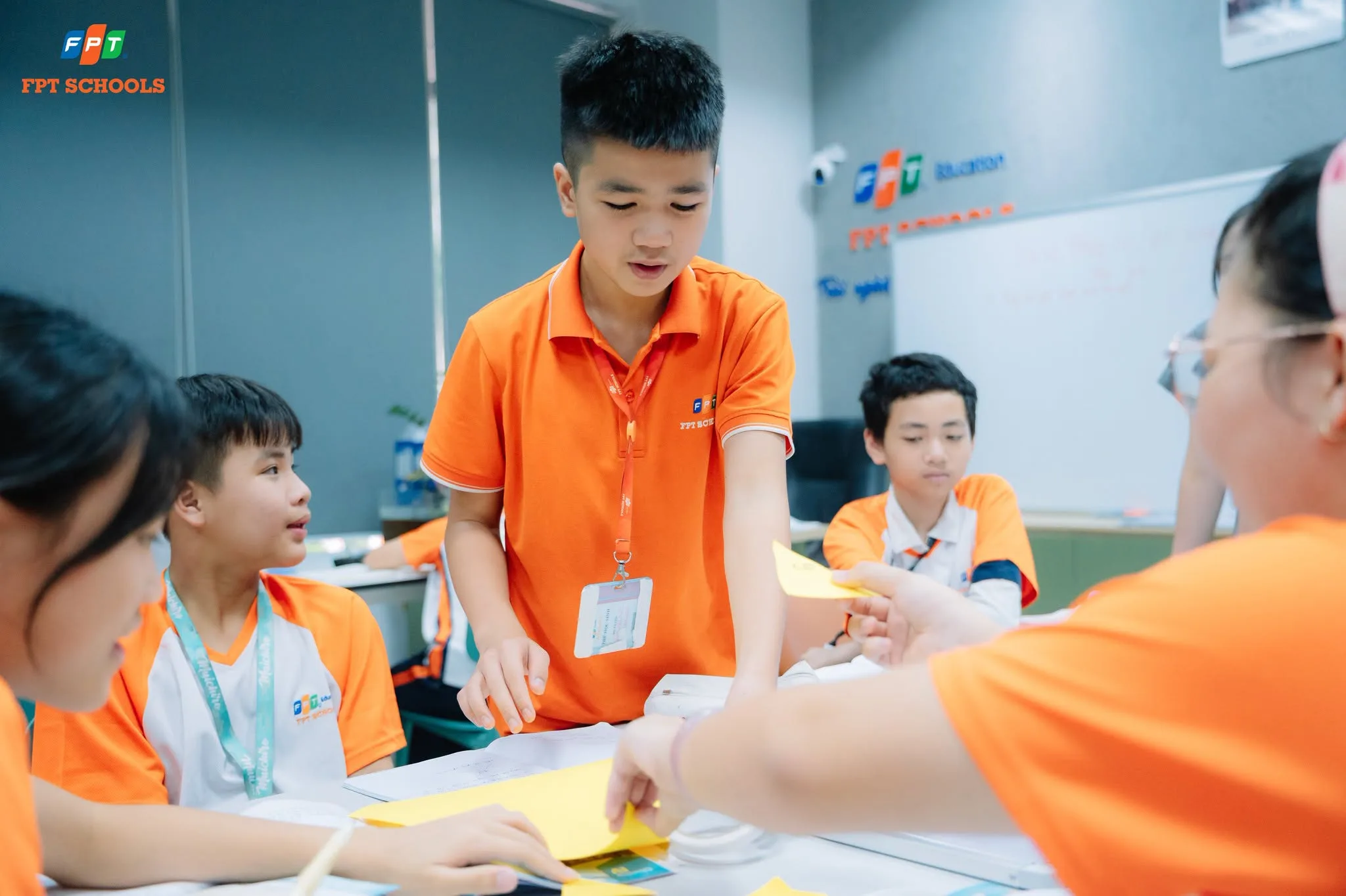 TIẾT HỌC SÁNG TẠO | FSCHOOLERS KHỐI 7 KHÁM PHÁ “BÍ MẬT” TỔNG CÁC GÓC TRONG TAM GIÁC | FPT Schools