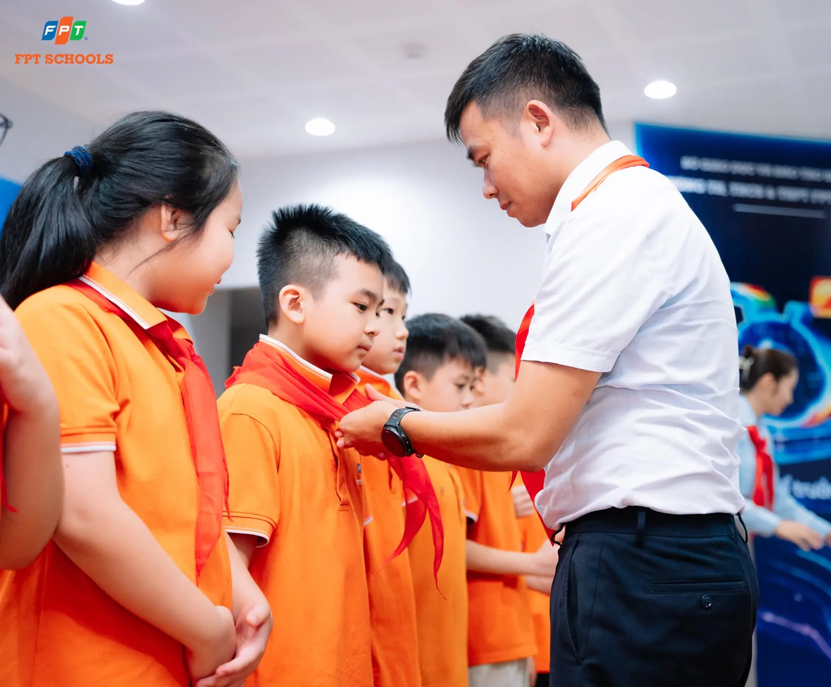 LỄ KẾT NẠP ĐỘI VIÊN | TỰ HÀO MANG TRÊN VAI MÀU KHĂN QUÀNG ĐỎ - FPT Education LỄ KẾT NẠP ĐỘI VIÊN | TỰ HÀO MANG TRÊN VAI MÀU KHĂN QUÀNG ĐỎ | FPT Schools