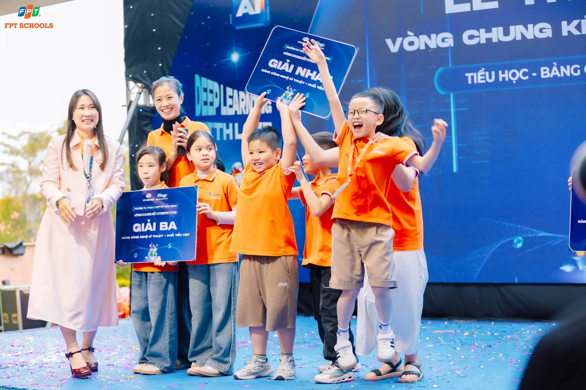 Thế mạnh Công nghệ tại FPT School Bắc Giang: Phát triển tư duy, khơi mở tiềm năng - FPT Education Thế mạnh Công nghệ tại FPT School Bắc Giang: Phát triển tư duy, khơi mở tiềm năng | FPT Schools