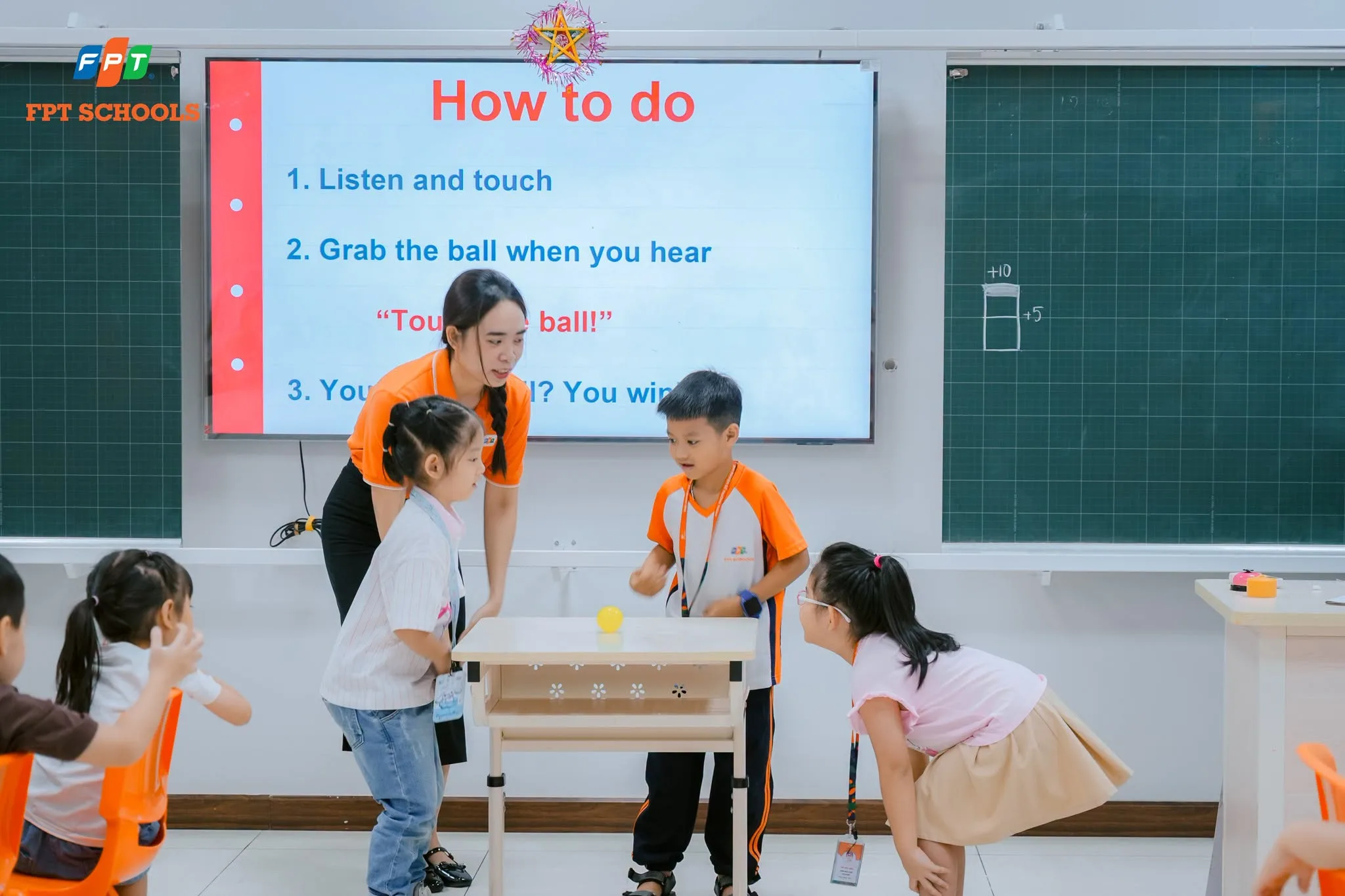 Học tiếng Anh qua trò chơi, FSchoolers 1A2 phản xạ cực nhanh