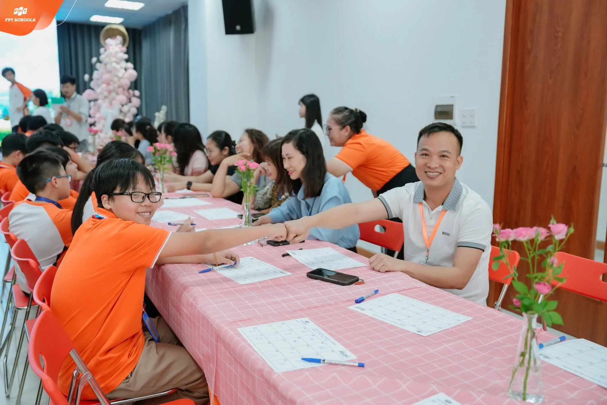 Love Meal tháng 10 FPT School Hải Phòng: Bữa trưa mang khoảnh khắc yêu thương | FPT Schools