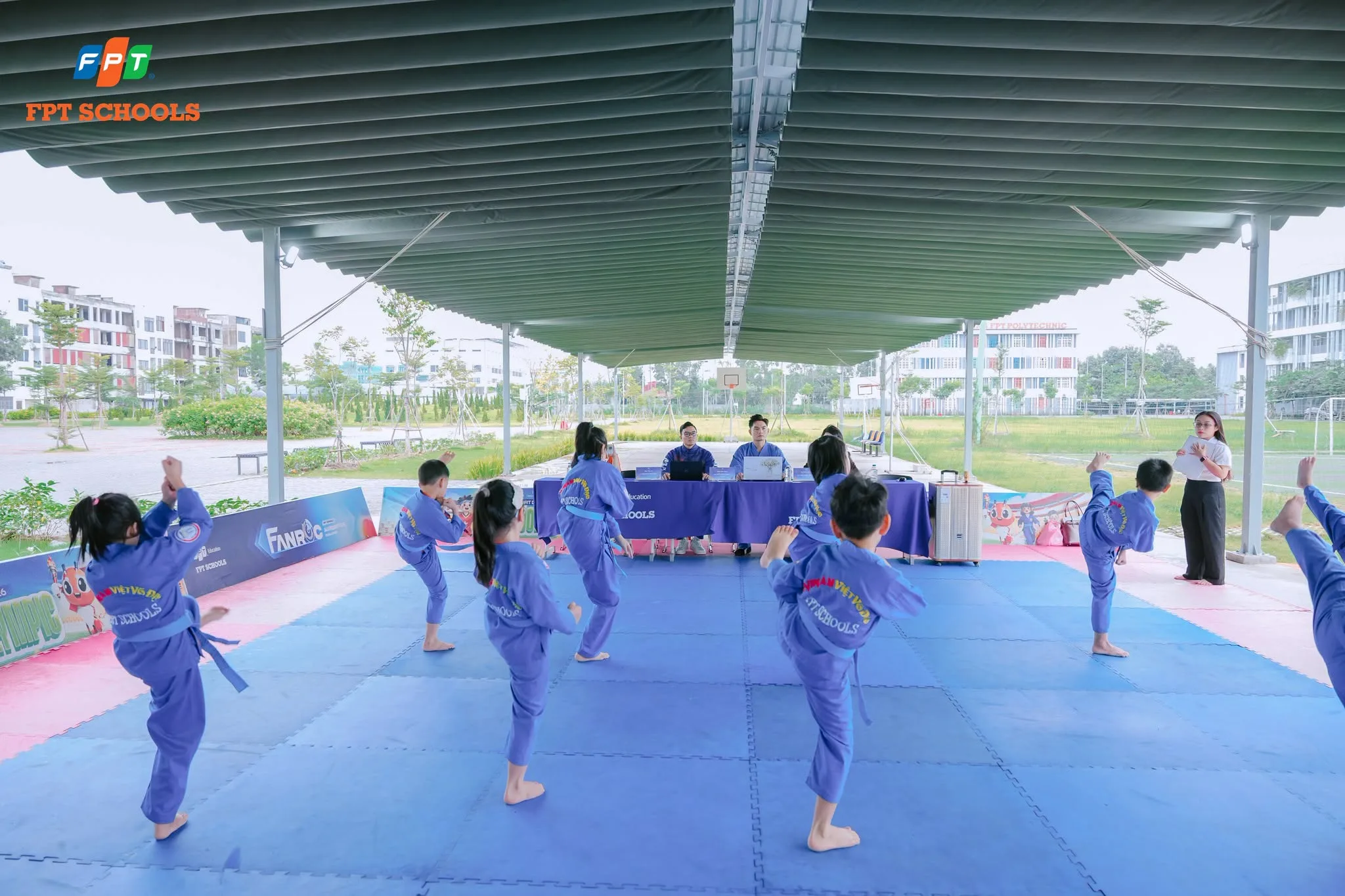 Các FSchoolers không chỉ hoàn thiện kỹ thuật mà còn rèn luyện sự kiên trì, kỷ luật và bản lĩnh.