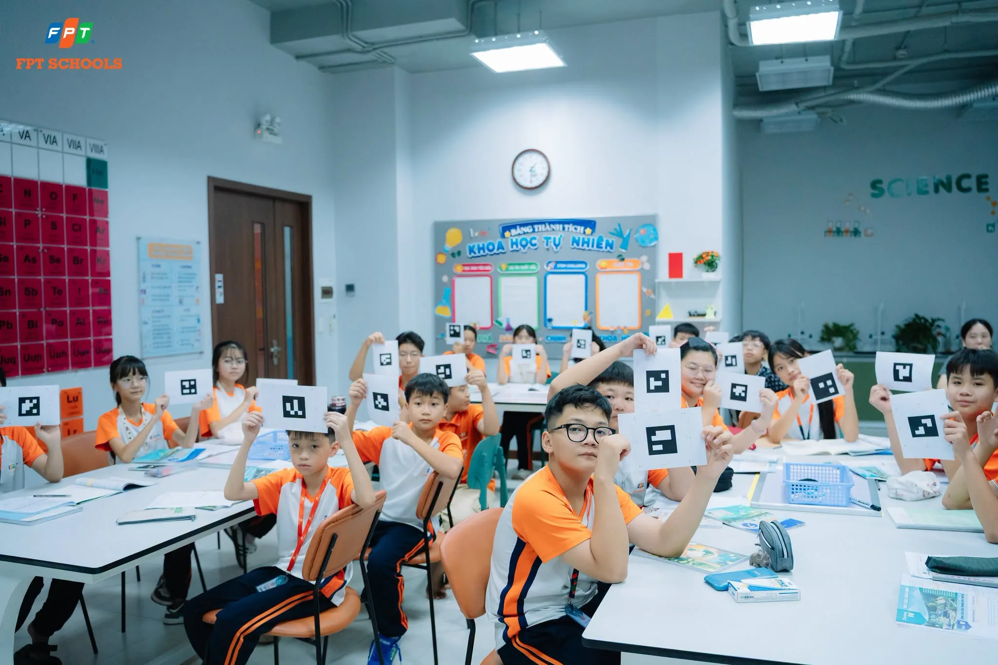 TIẾT HỌC SÁNG TẠO | FSCHOOLERS KHỐI 7 KHÁM PHÁ “BÍ MẬT” TỔNG CÁC GÓC TRONG TAM GIÁC | FPT Schools